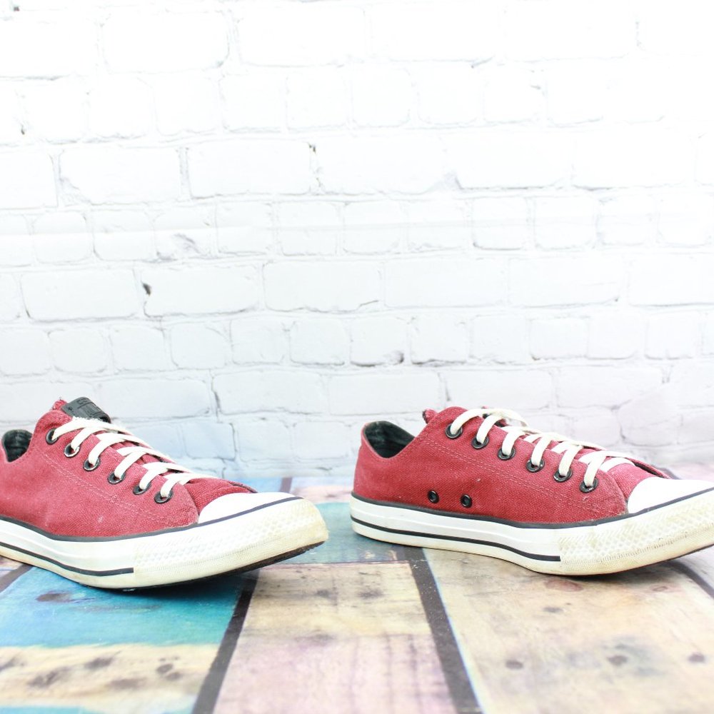 CONVERSE Chuck Taylor Low Top Sneakers Size 10 - Picture 2 of 9